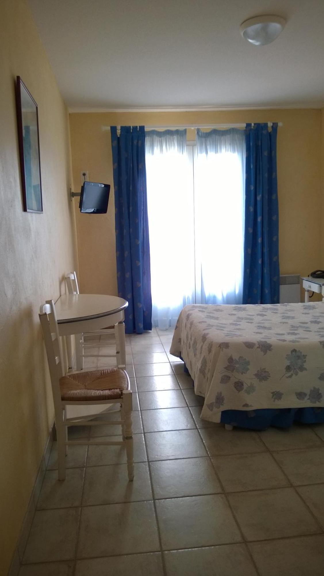Hotel Les Cavalets Бодюэн Номер фото