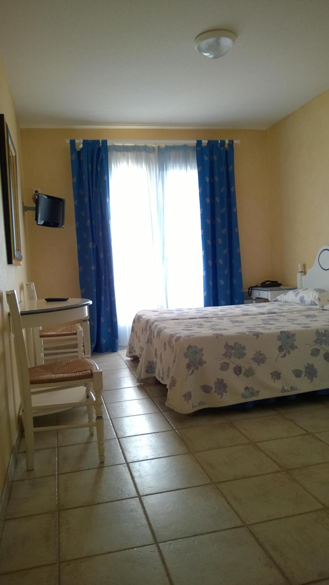 Hotel Les Cavalets Бодюэн Номер фото
