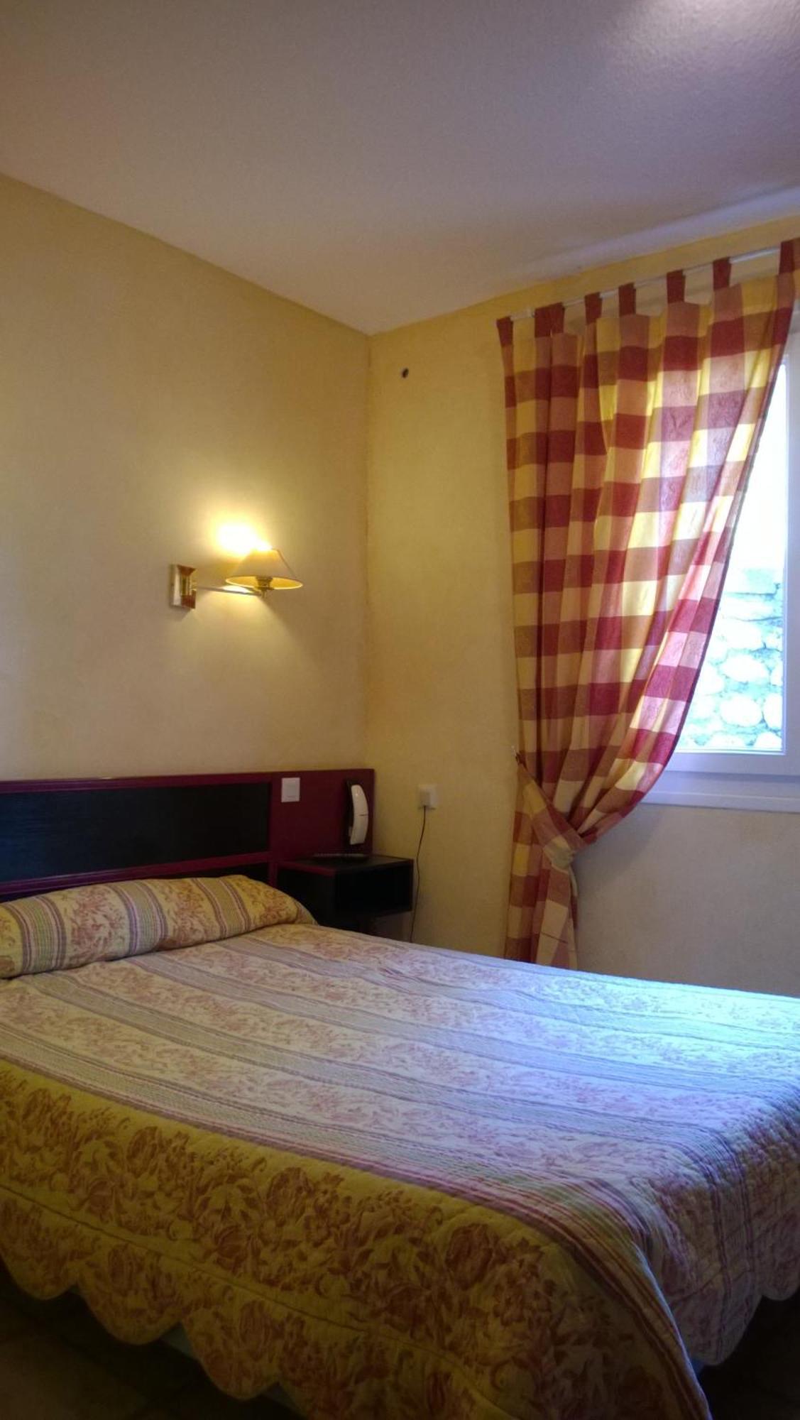 Hotel Les Cavalets Бодюэн Номер фото